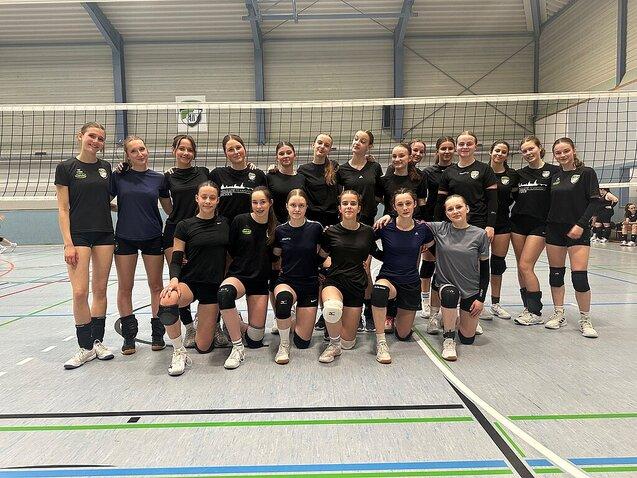 3. Damen Gruppenbild