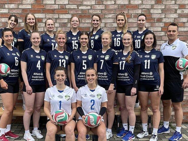 2. Damen Gruppenbild