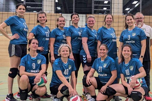 6. Damen Gruppenbild