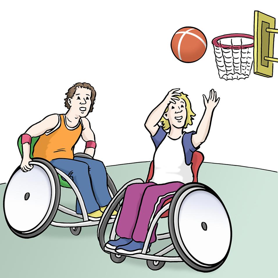 Zwei Personen im Rollstuhl spielen Basketball und werfen den Ball auf einen Korb.