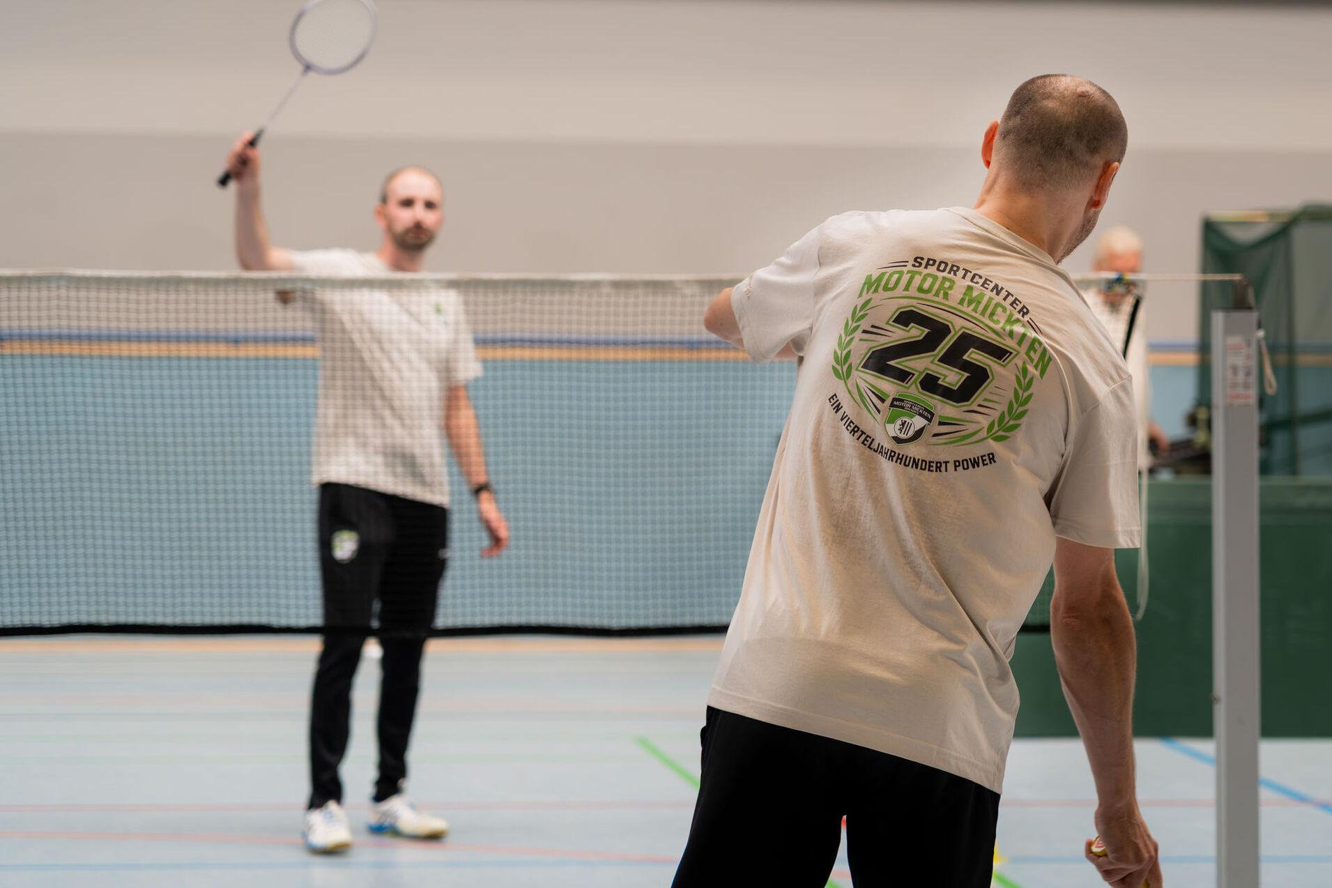 Badminton