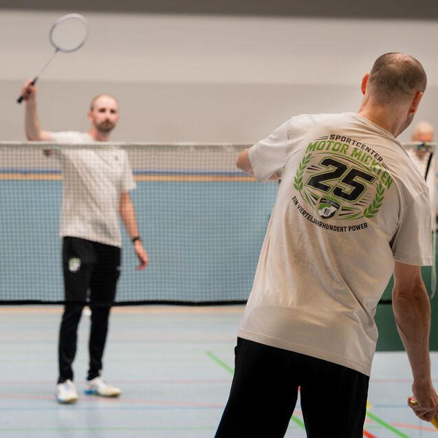 Badminton