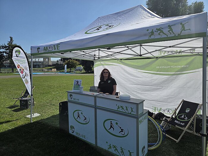 Infostand Motor Mickten